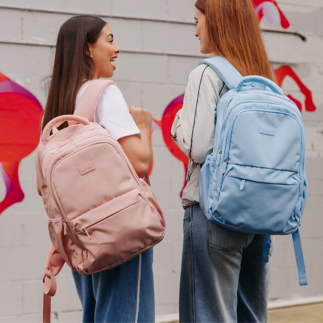 900D Classic Backpack - Baby Blue