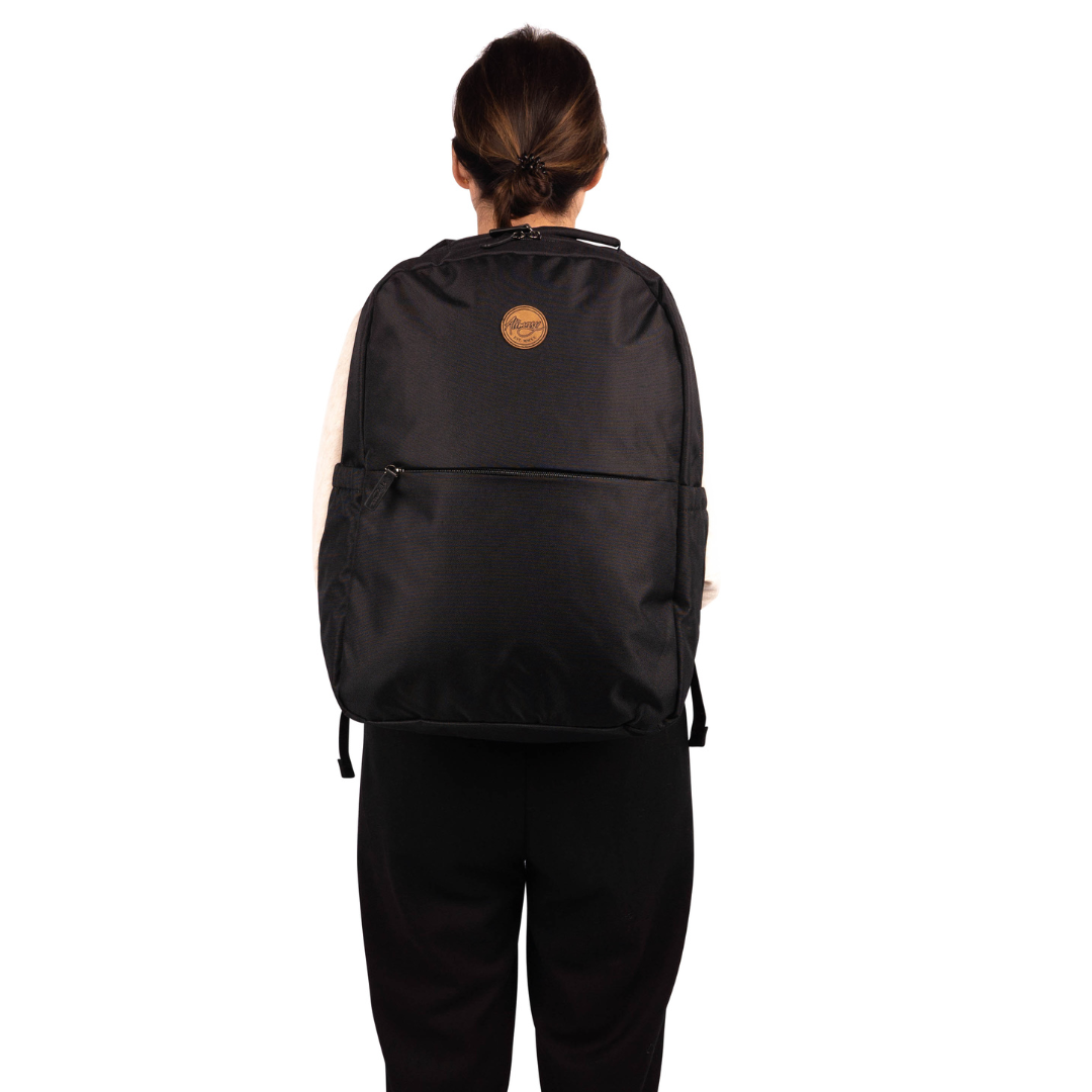 female model wearing alimasy black laptop backpack
